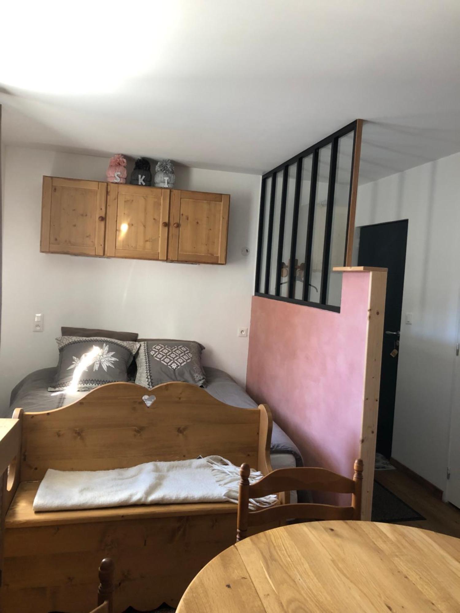 Location De 2 - 4 Personnes